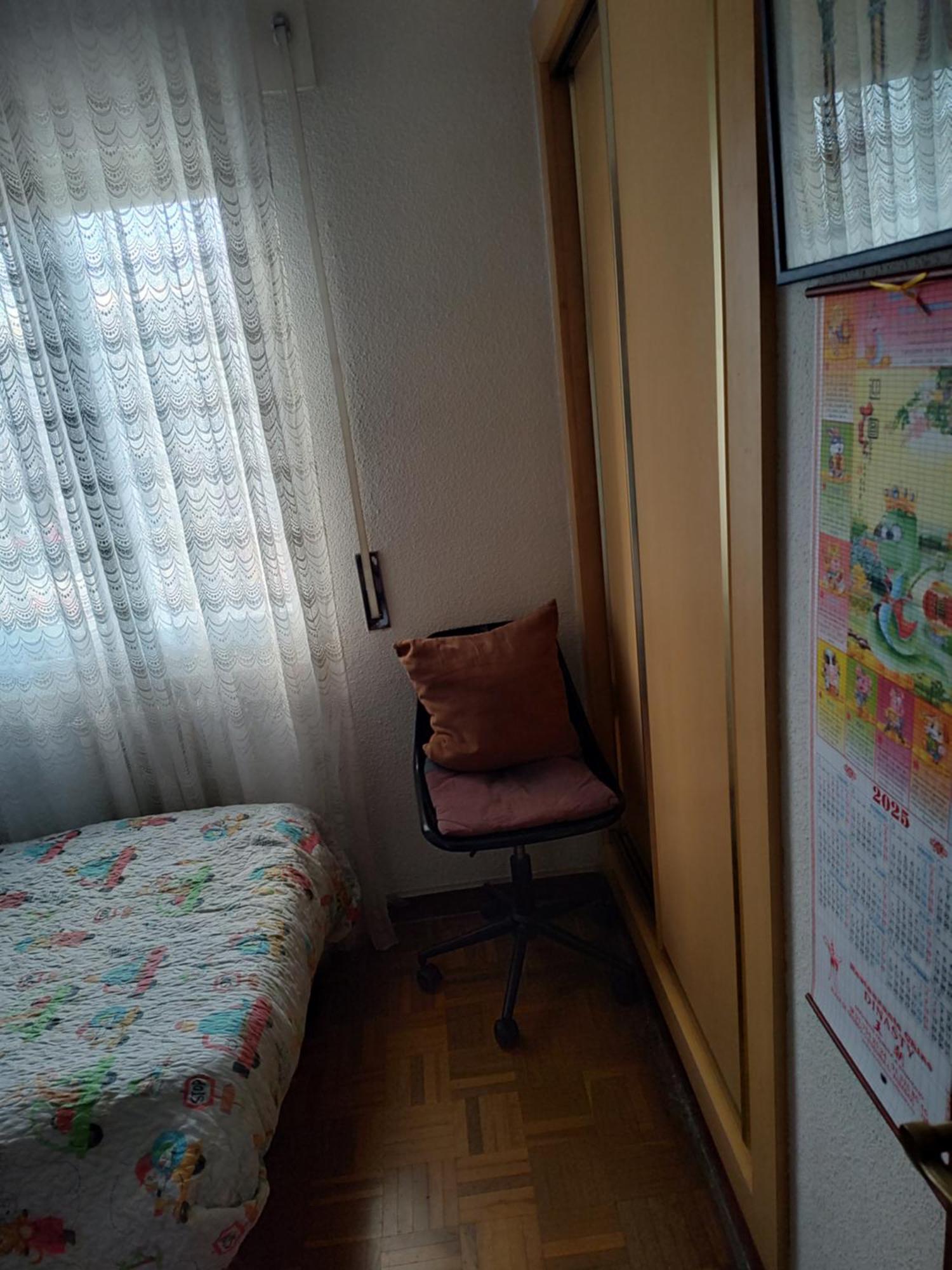 Privada Alameda De Osuna Séjour chez l'habitant